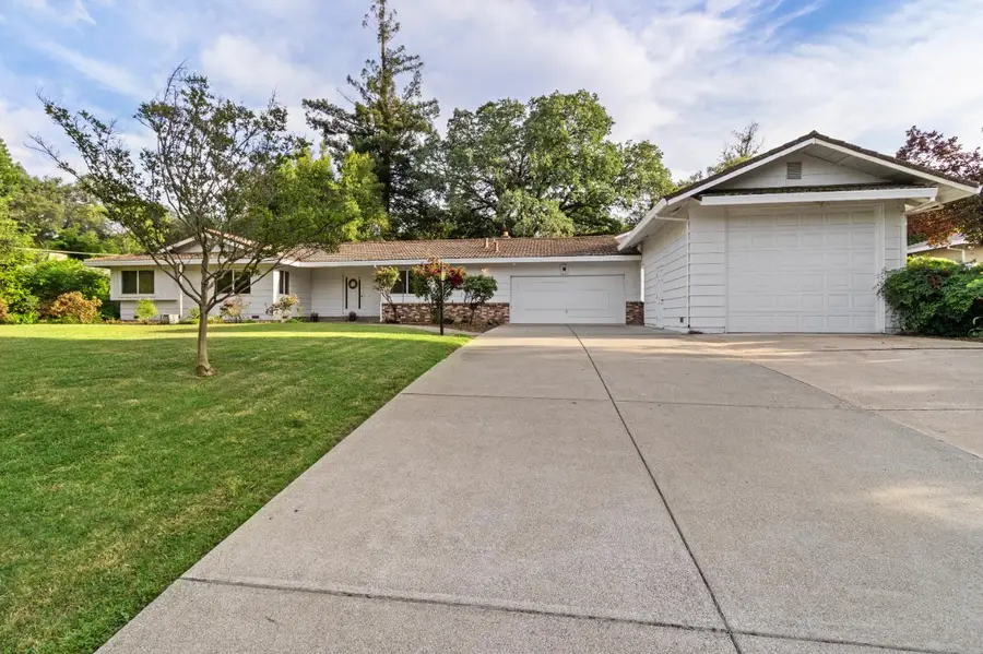 9842 Valley Pines Drive, Folsom, CA 95630 - #2
