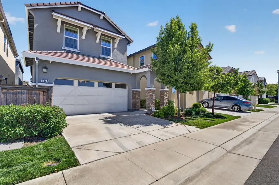 8347 Frontera, Sacramento, CA 95829 - #2