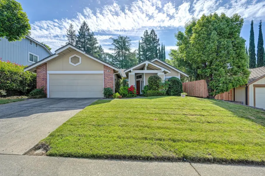 129 Rambling Drive, Folsom, CA 95630 - #3
