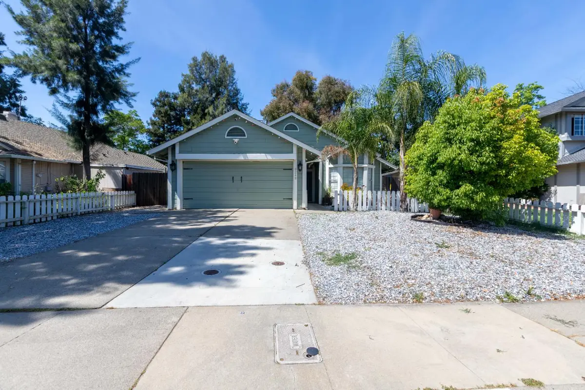 8248 Sunbird Way, Sacramento, CA 95823 - #1