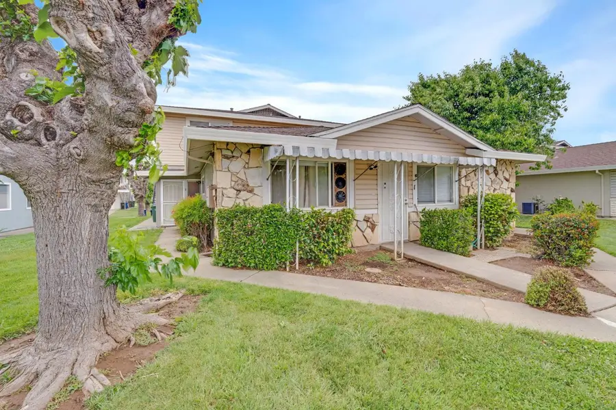 9063 Pinata Way #2, Sacramento, CA 95826 - #2