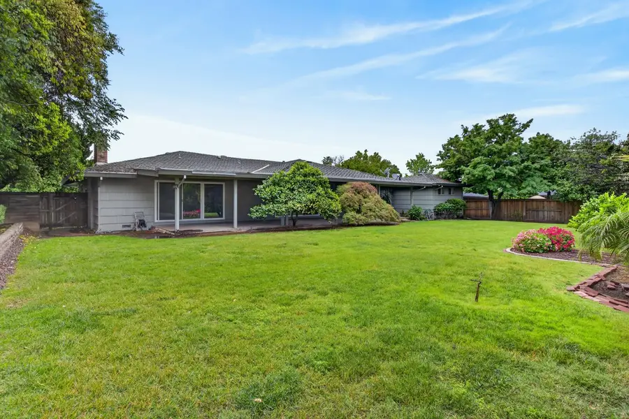 3331 Ellenmere Drive, Sacramento, CA 95821 - #2