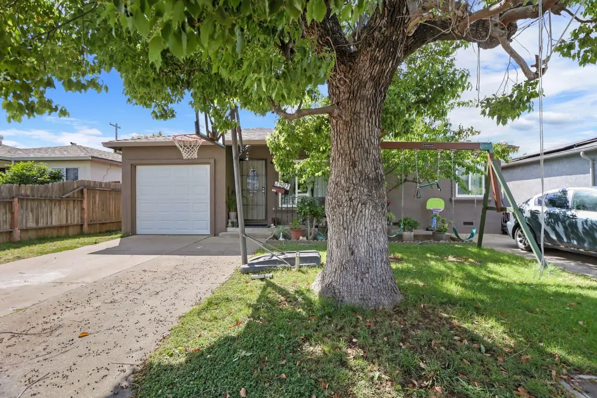 1507 S Sacramento Street, Lodi, CA 95240 - #1