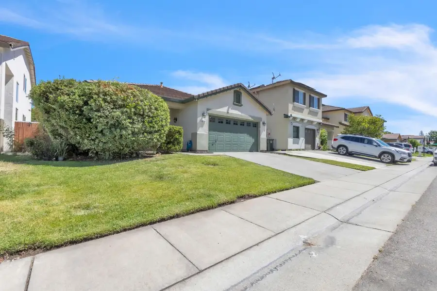 6529 Trailride Way, Citrus Heights, CA 95621 - #2