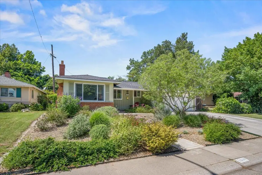 1840 Deerwood Street, West Sacramento, CA 95691 - #2