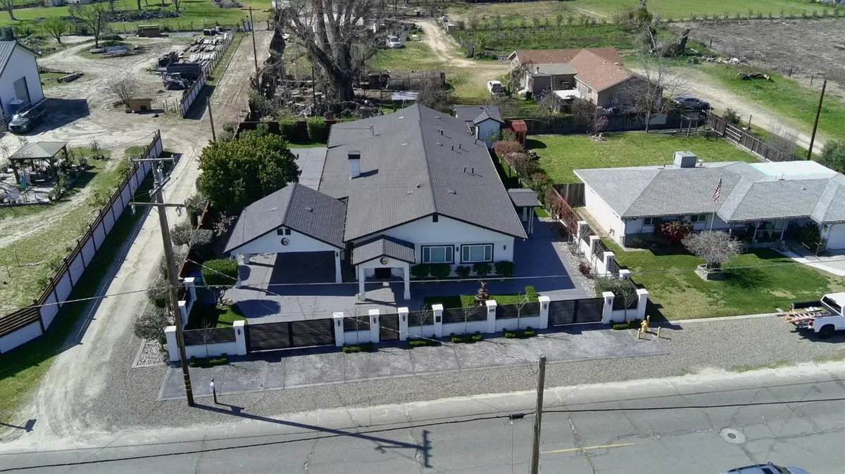 9293 Hillside Drive, Delhi, CA 95315 - #1