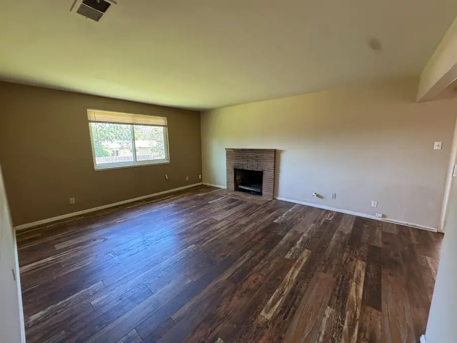 118 Henderson Way, Folsom, CA 95630 - #2