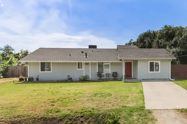 1574 5th Avenue, Olivehurst, CA 95961