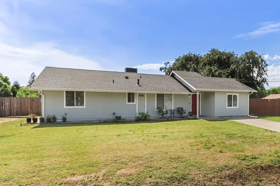1574 5th Avenue, Olivehurst, CA 95961 - #2