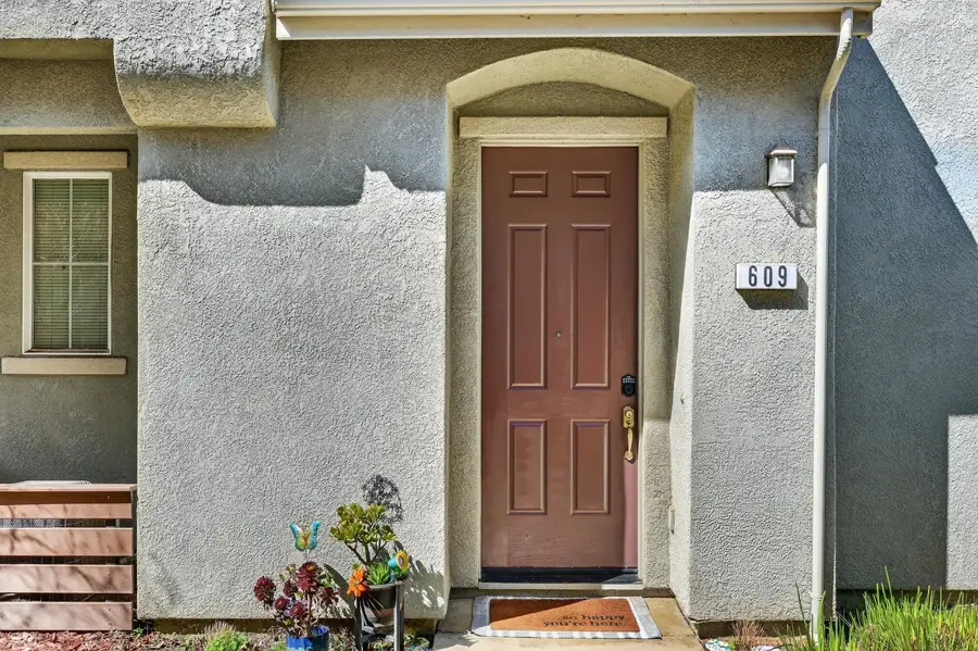 609 Dante Circle, Roseville, CA 95678 - #3