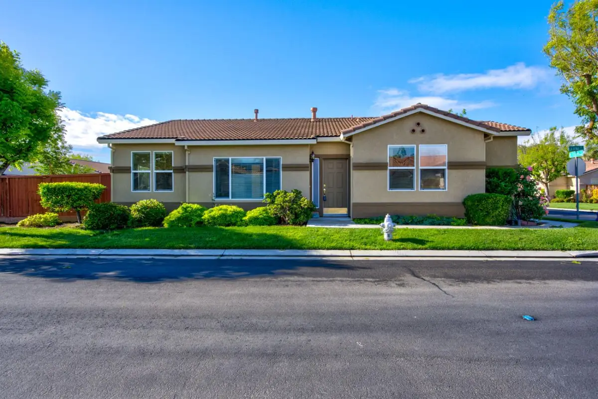 824 El Tesoro Lane, Los Banos, CA 93635 - #1