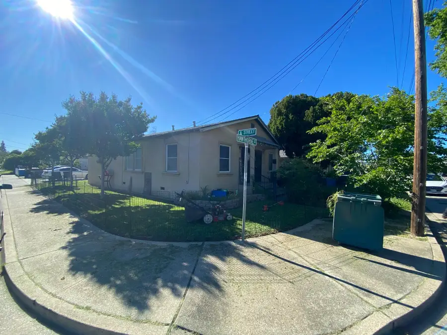 534 Hawthorne Street, Yuba City, CA 95991 - #2