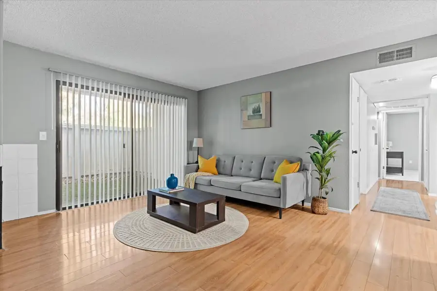 500 Del Verde Circle #5, Sacramento, CA 95833 - #3