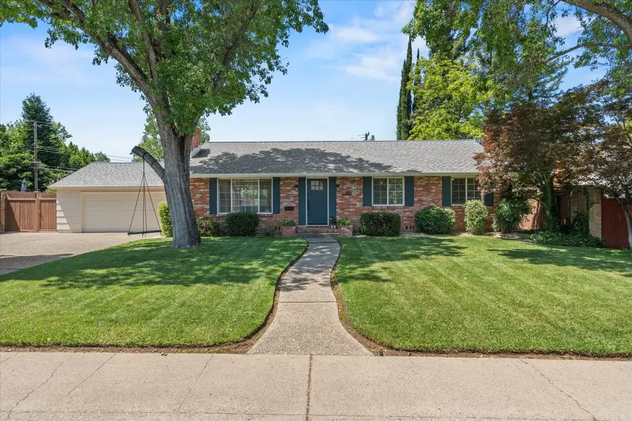 315 Evelyn Avenue, Roseville, CA 95678 - #2