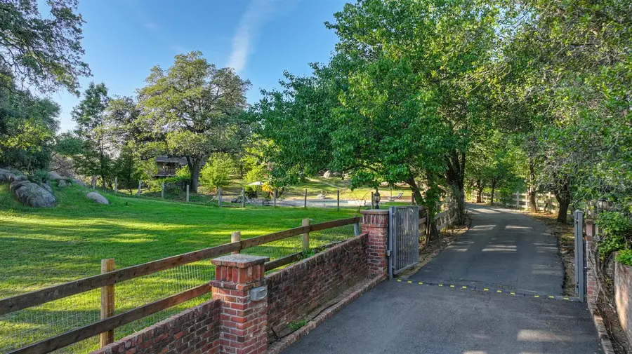 9475 King Road, Loomis, CA 95650 - #3