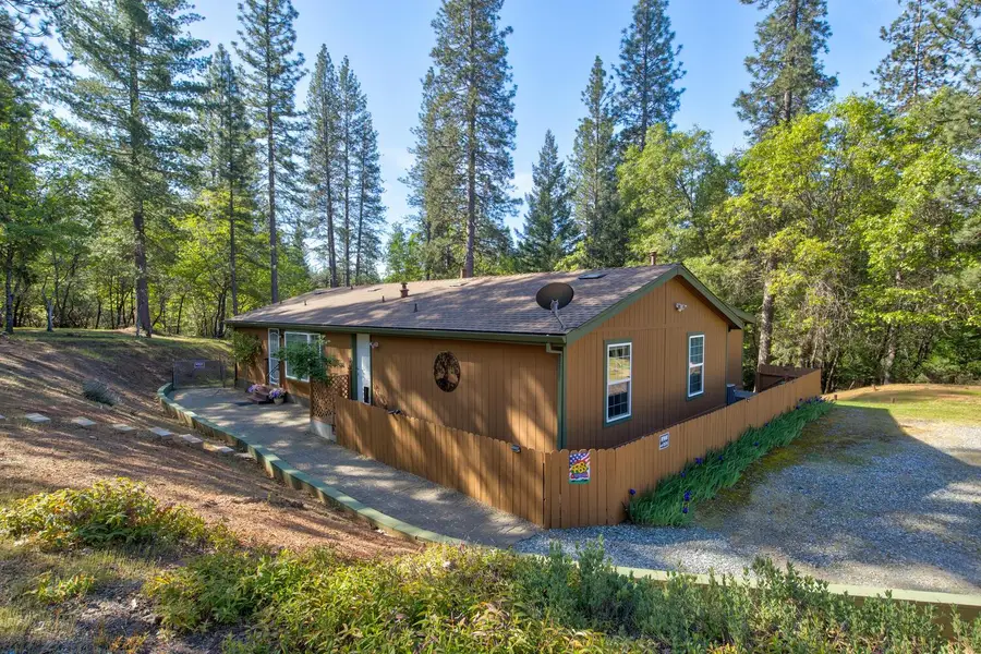 3830 Dogwood Pass Road, Mokelumne Hill, CA 95245 - #2