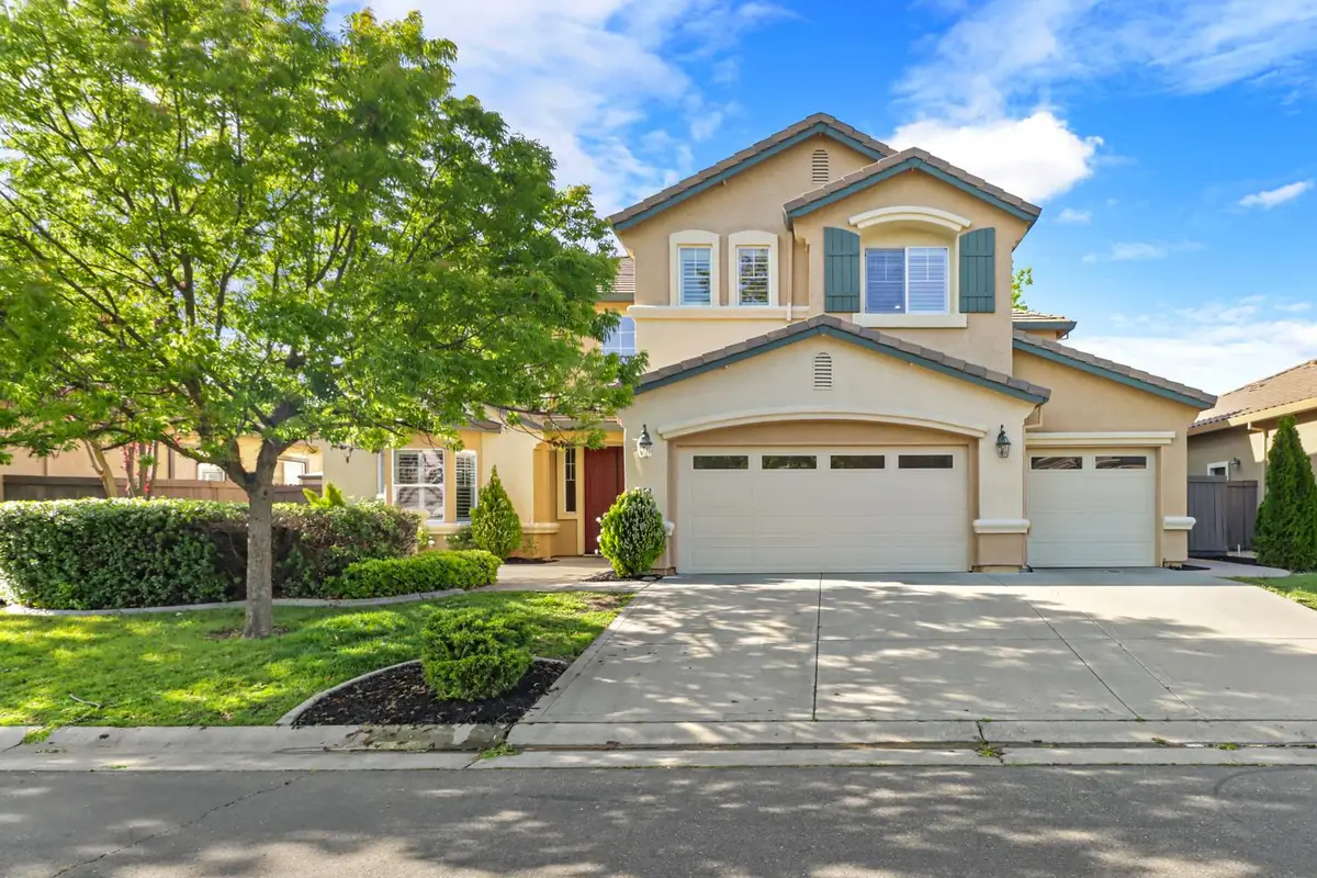 651 Hawkcrest Circle, Sacramento, CA 95835 - #1