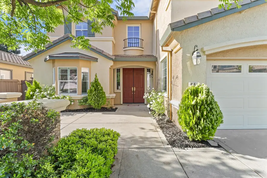 651 Hawkcrest Circle, Sacramento, CA 95835 - #2