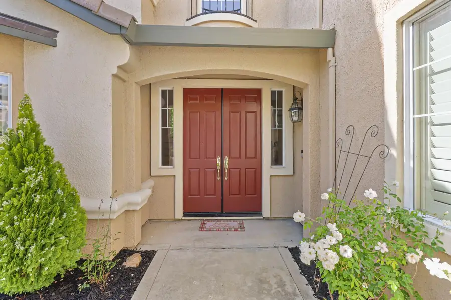 651 Hawkcrest Circle, Sacramento, CA 95835 - #3