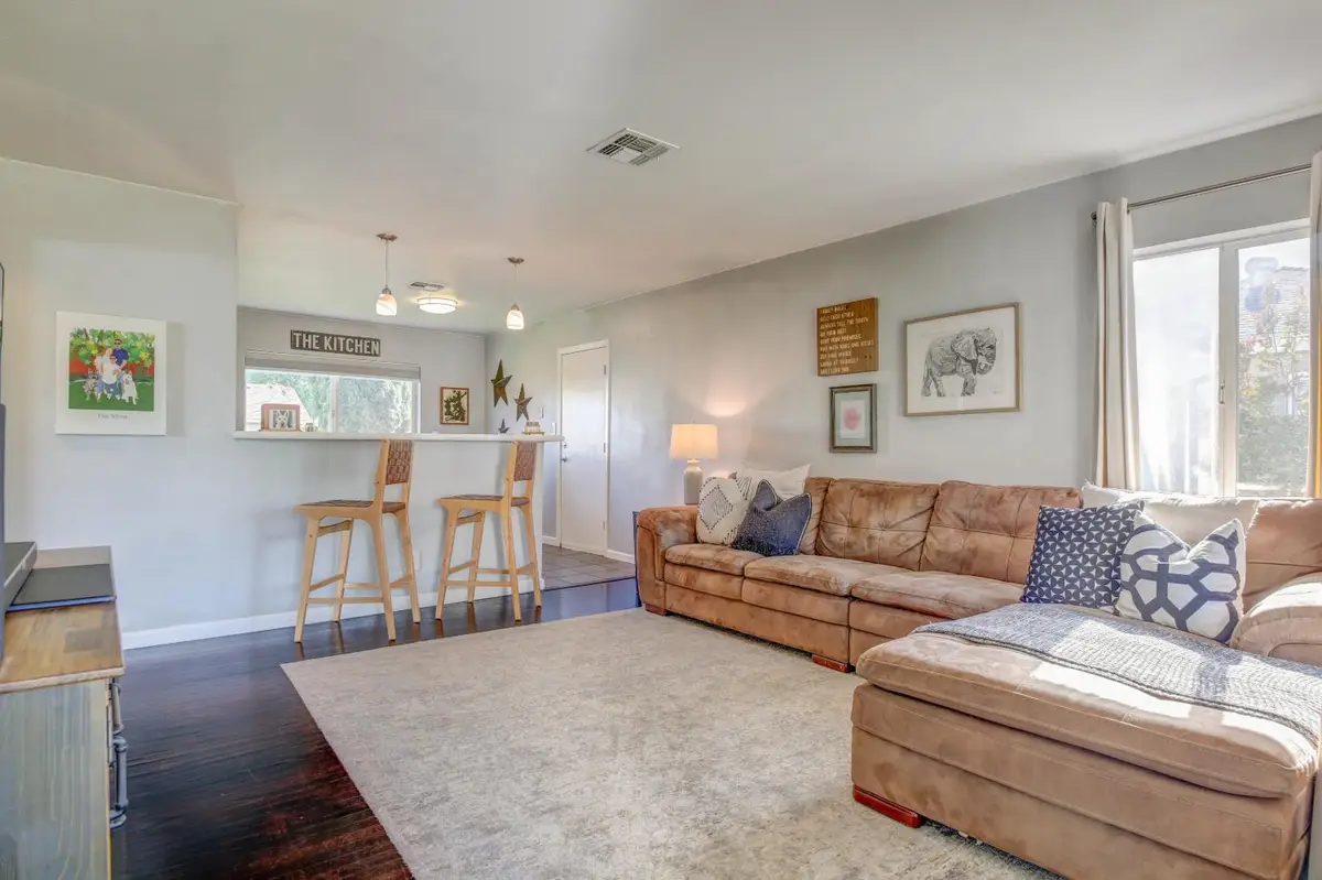 1424 Kitchner Road, Sacramento, CA 95822 - #1