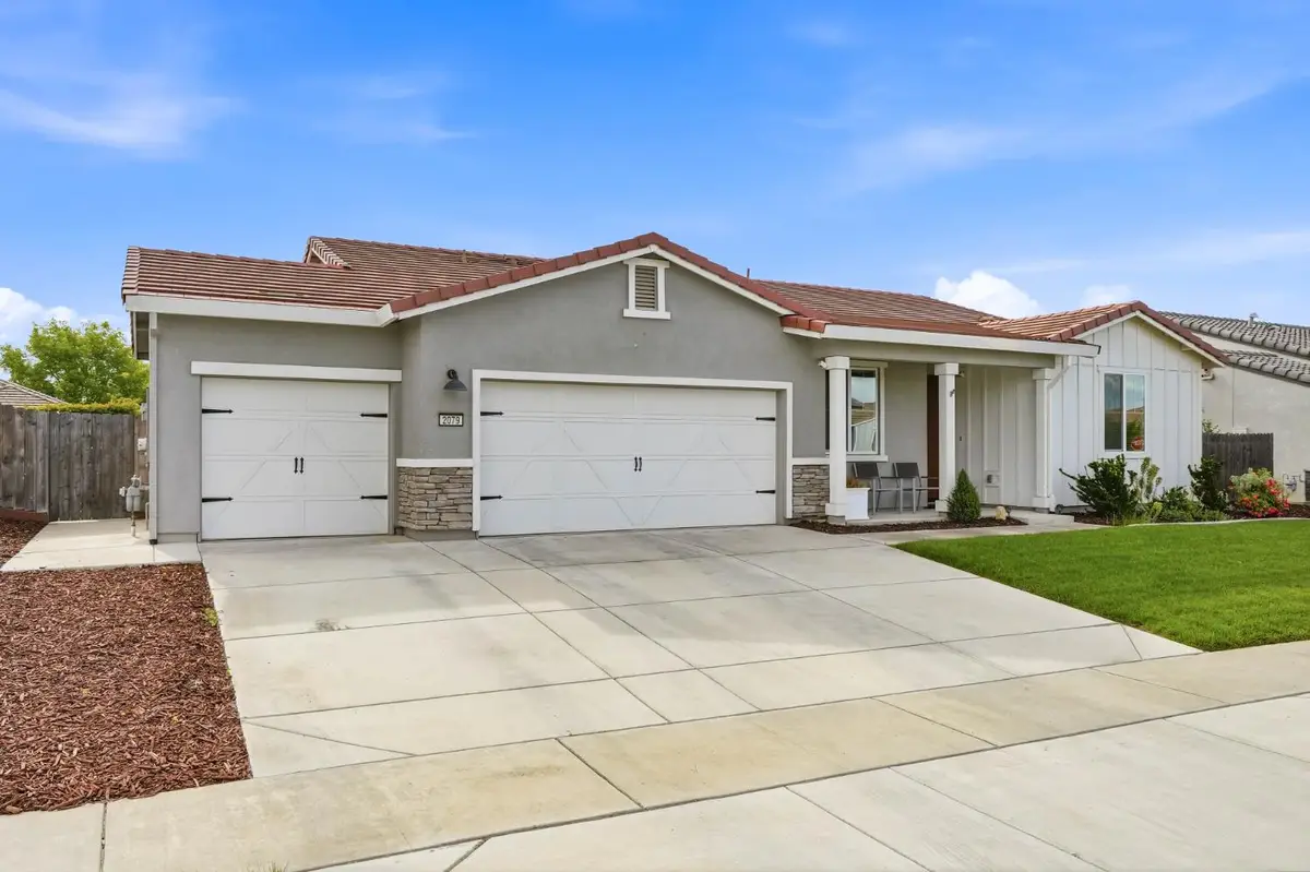 2079 Coffee Creek Way, Plumas Lake, CA 95961 - #1