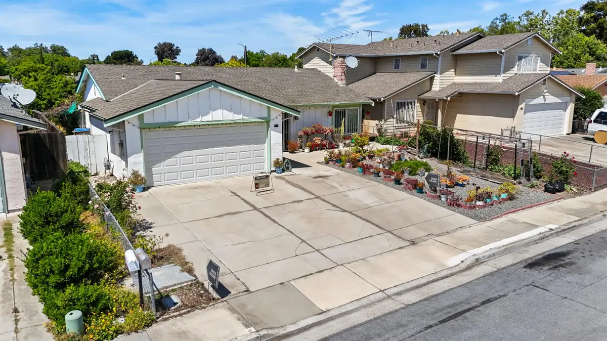 1863 Arroyo De Platina, San Jose, CA 95116 - #1
