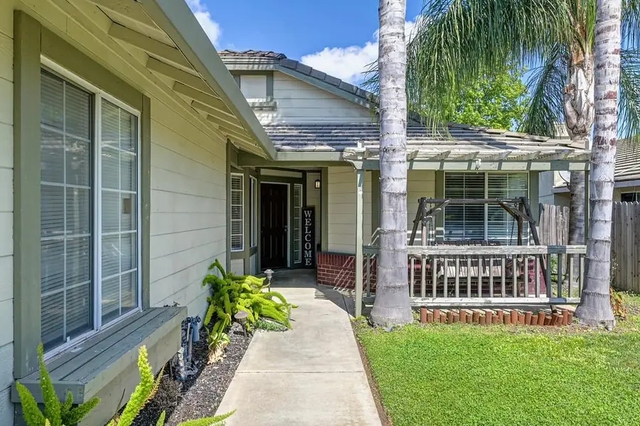 981 Vintage Oak Avenue, Galt, CA 95632 - #3