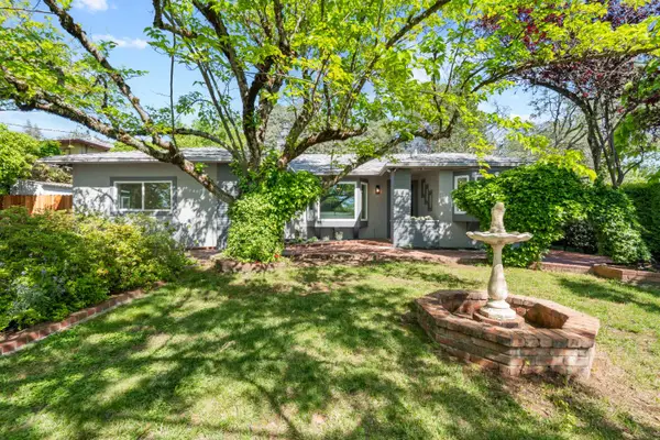 179 Daniels Drive, Auburn, CA 95603