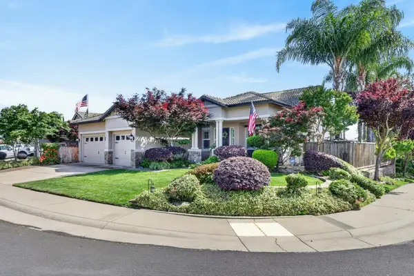 2004 Elvenden Way, Roseville, CA 95661