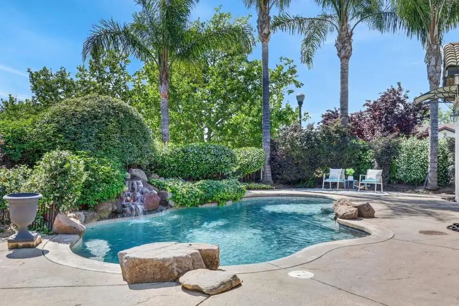 2004 Elvenden Way, Roseville, CA 95661 - #2