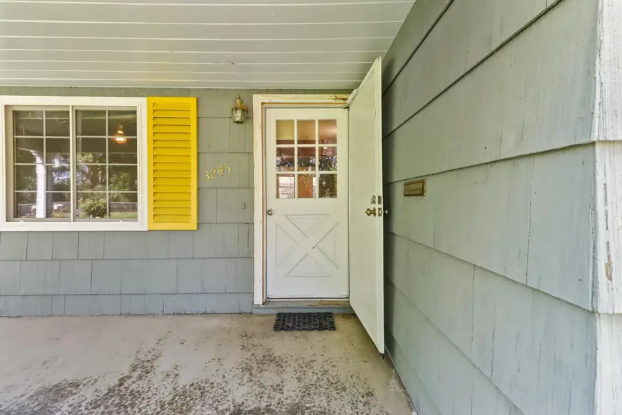 3245 Becerra Way, Sacramento, CA 95821 - #3