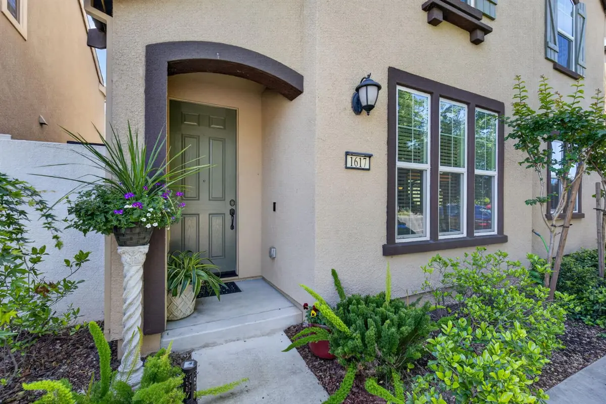 1617 Parkside Way, Roseville, CA 95747 - #1