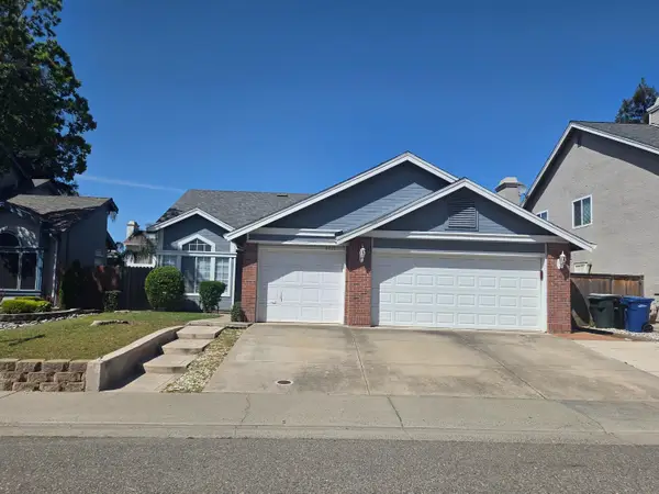 8212 Newbury Park Court, Sacramento, CA 95828