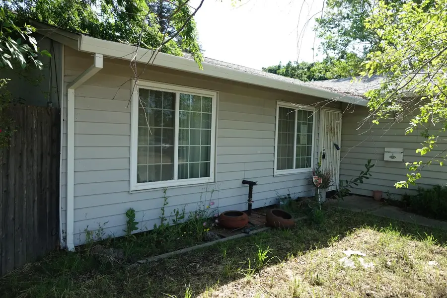 9325 Henley Way, Sacramento, CA 95826 - #2