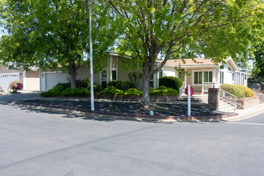 6850 Hidden Brook Lane, Citrus Heights, CA 95621 - #2