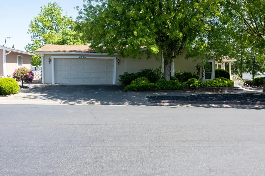 6850 Hidden Brook Lane, Citrus Heights, CA 95621 - #3