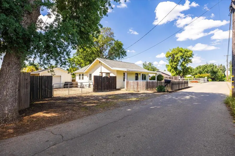 8425 Pearl Way, Citrus Heights, CA 95610 - #3