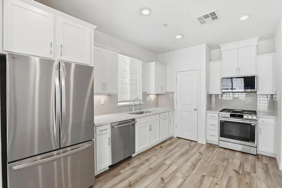 1496 Roebling Street, Lincoln, CA 95648 - #2