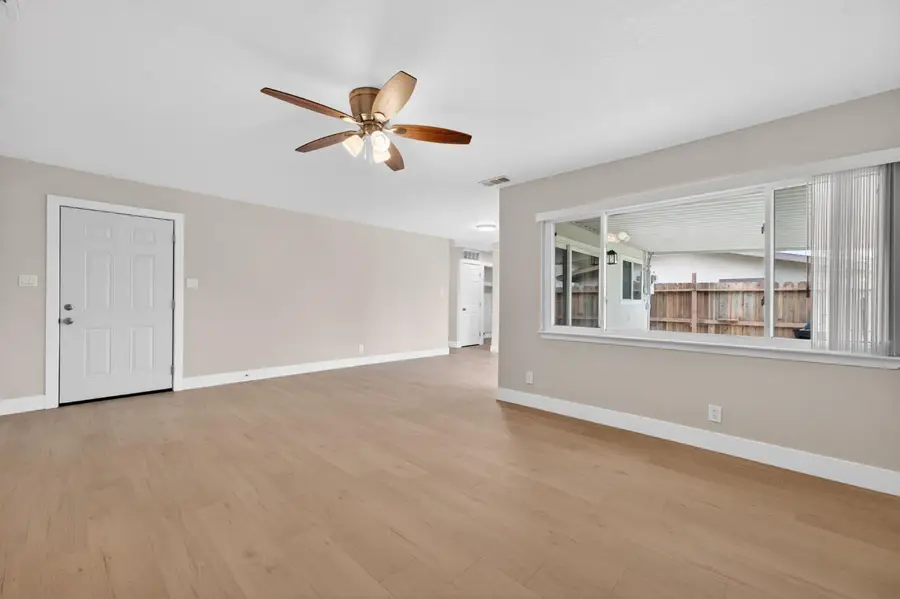 7221 Parish Way, Citrus Heights, CA 95621 - #3