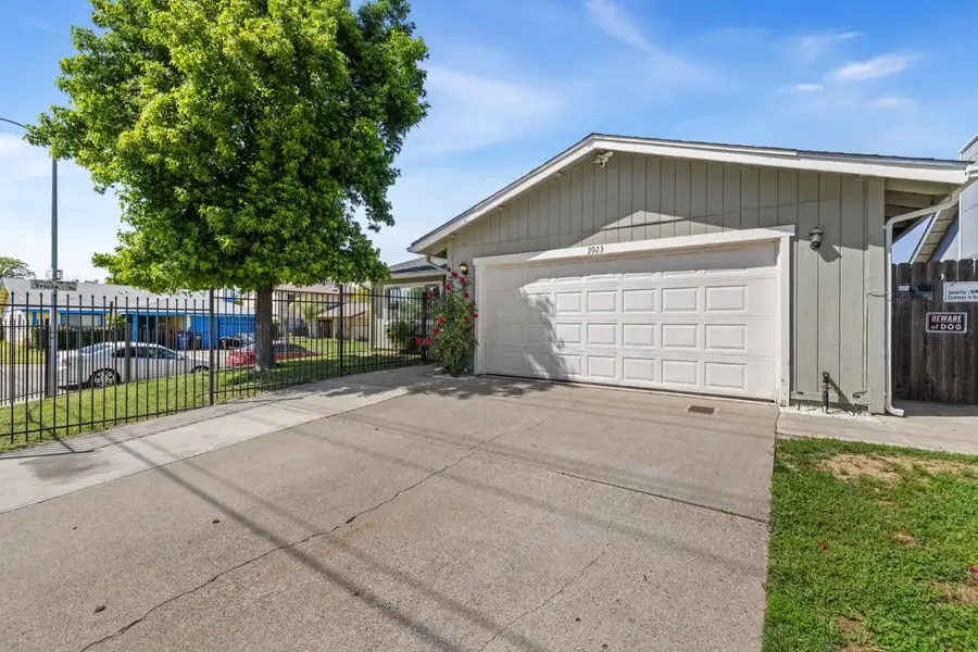 3923 Myrtle Avenue, North Highlands, CA 95660 - #2