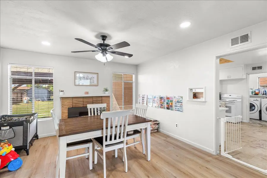 515 Locust Avenue, Manteca, CA 95337 - #2