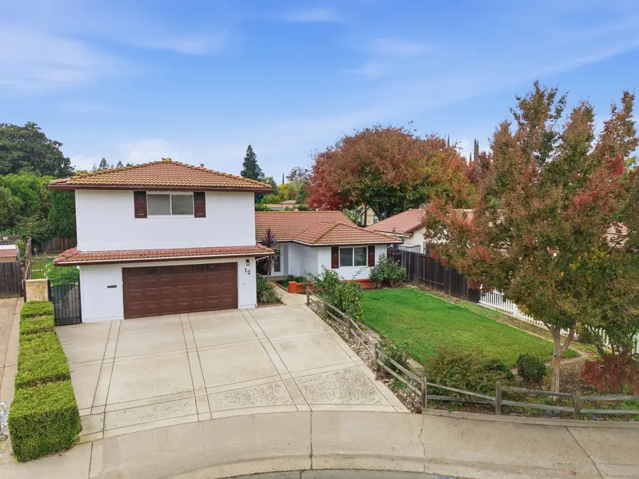 12 Seine Court, Sacramento, CA 95826 - #2