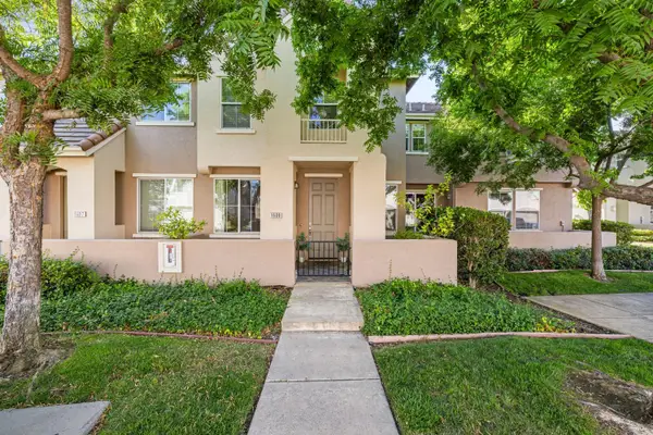 1608 Esplanade Cir, Folsom, CA 95630