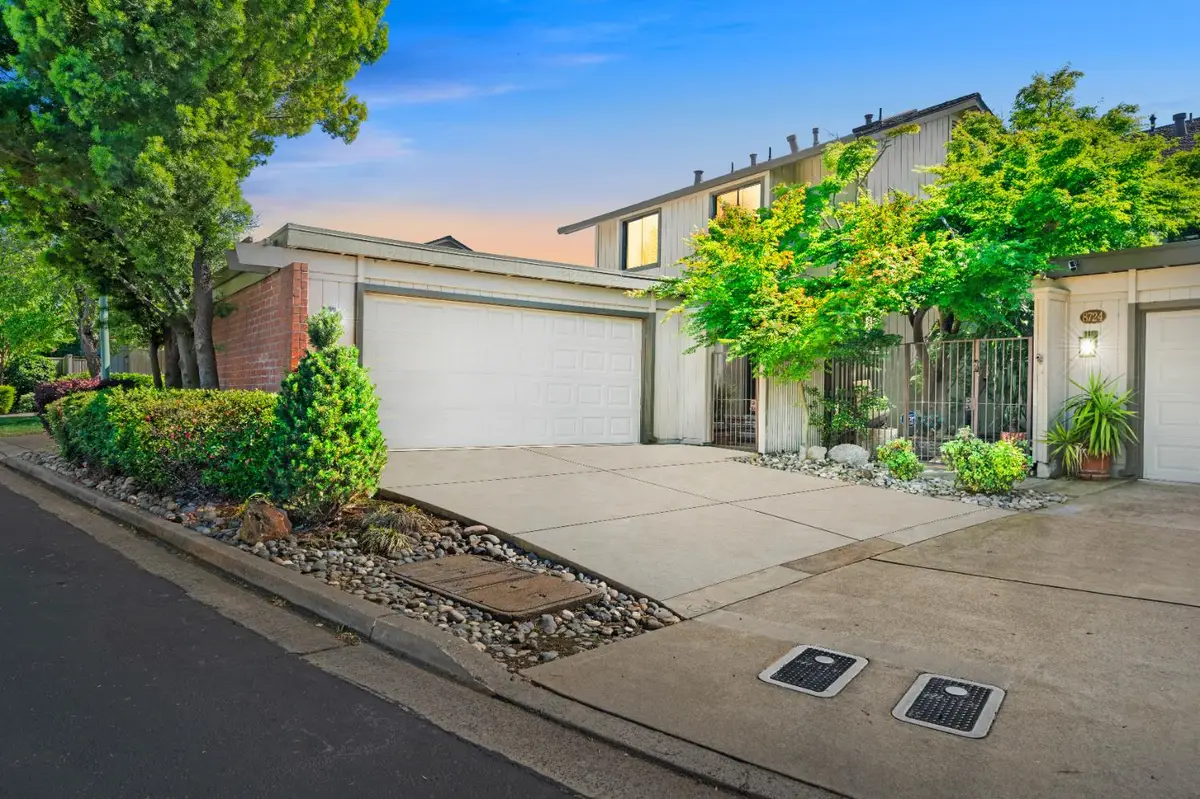 8728 Bluff Lane, Fair Oaks, CA 95628 - #1
