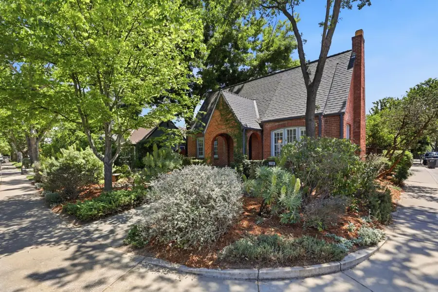 2700 Castro Way, Sacramento, CA 95818 - #3
