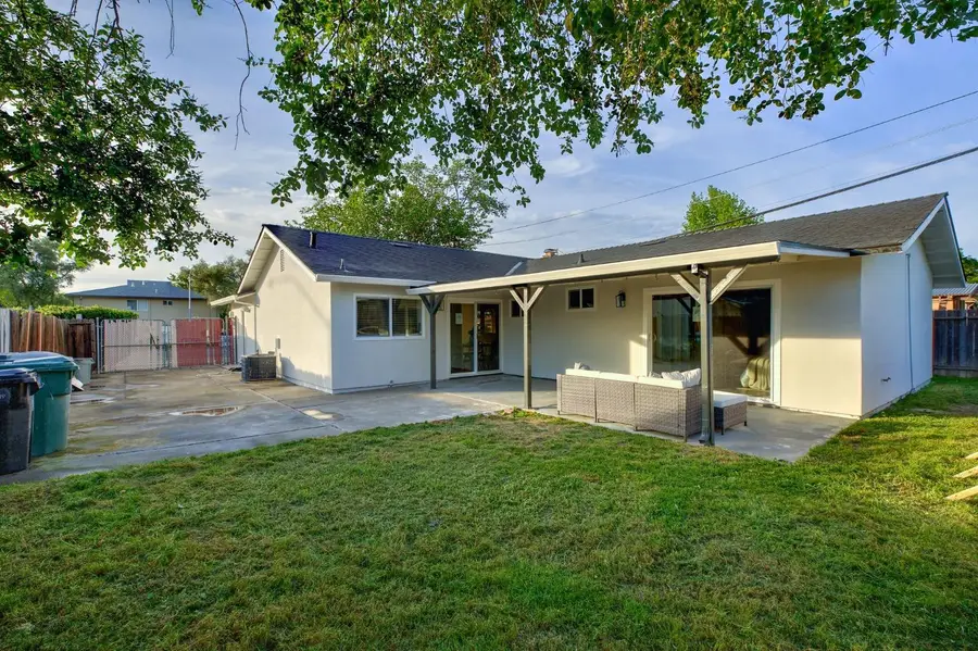 5806 Hillsdale Boulevard, Sacramento, CA 95842 - #2