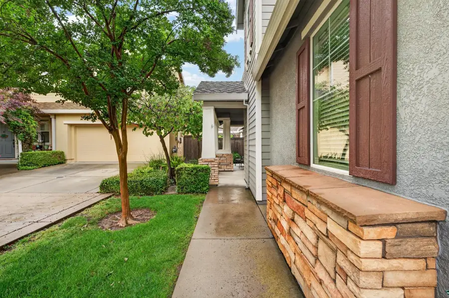 130 Soaring Hawk Lane, Sacramento, CA 95833 - #3
