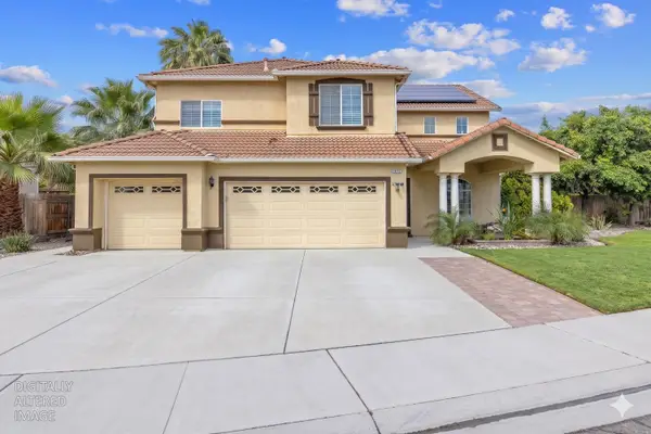1077 Paradise Drive, Lemoore, CA 93245