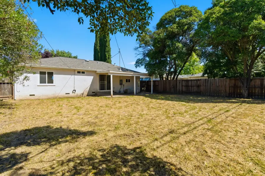 58 E Fargo Street, Stockton, CA 95204 - #2