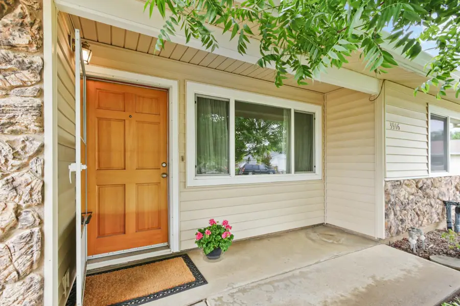 3916 Bairnsdale Way, Sacramento, CA 95826 - #3